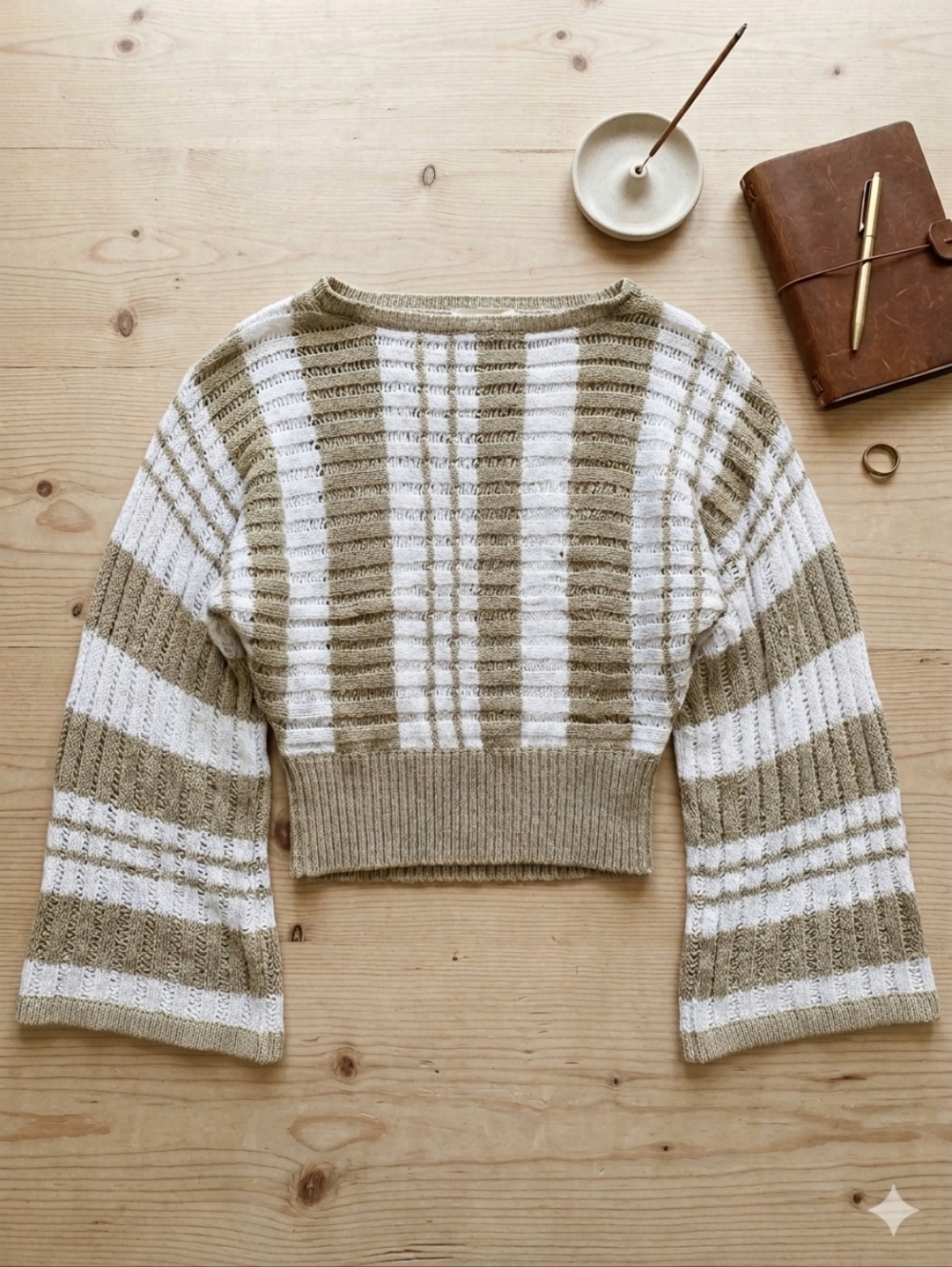 Striped Knit Puff Sleeve Sweater - Beige & White Y2k Sz L